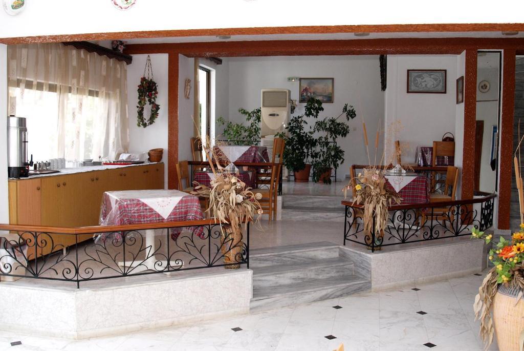 Rosmari Hotel 2*