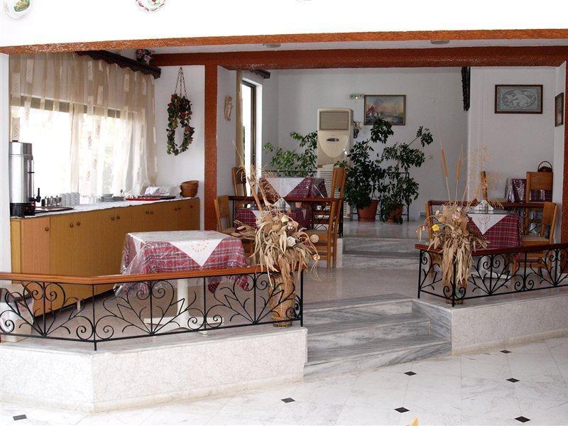 Rosmari Hotel Archangelos (Rhodes)